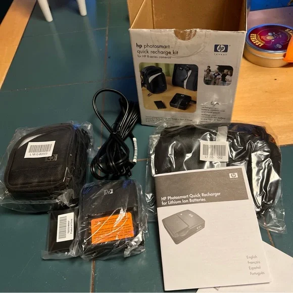 HP Photosmart Quick‎ Recharge Kit new in box